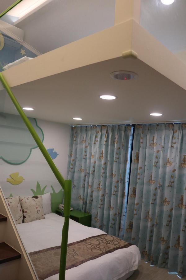 Sky Ocean Apartman Yilan Kültér fotó