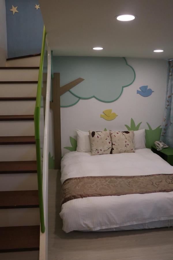 Sky Ocean Apartman Yilan Kültér fotó